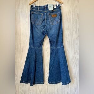 Wrangler Retro Women's Medium Wash High Rise Flare Jeans NWT Size 30x34